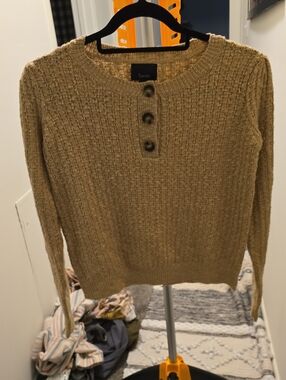 NWOT Lumiere Tan Ribbed Crewneck Sweater with Button Placket